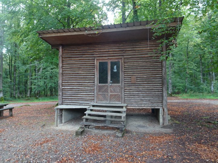 Cabane de la hêtraie du Barbeau