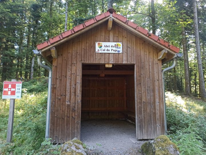 Abri du col du Page