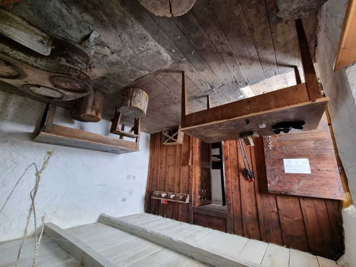 Cabane de Plan-Bas