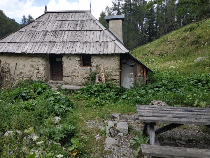 Cabane de Plan-Bas