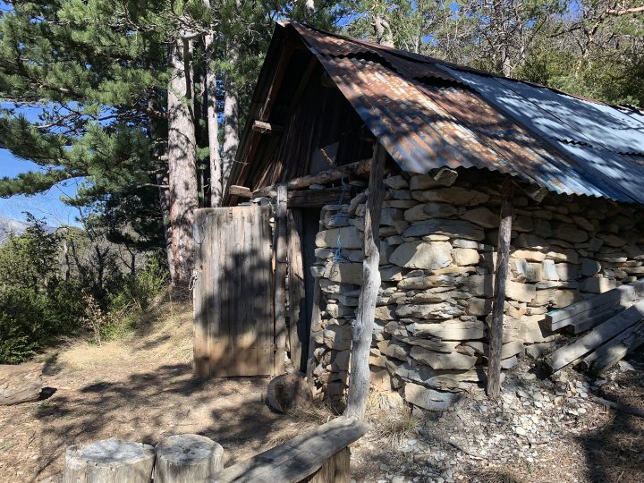 Cabane de Ménil