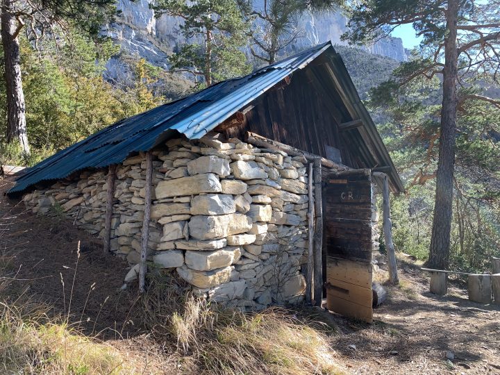 Cabane de Ménil