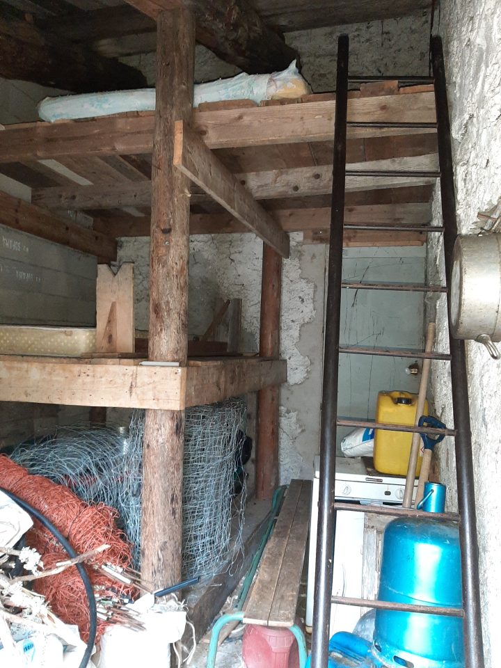 Cabane du Lac Carré