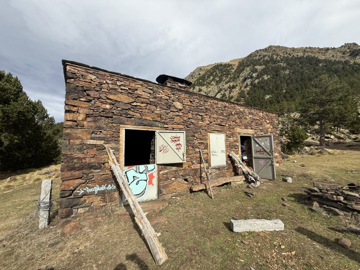 Cabane de Coma Joan