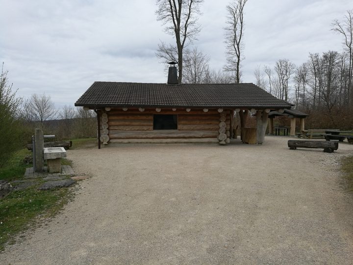 Cabane forestière du Rond-Bois