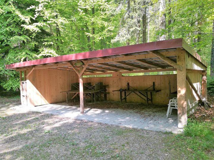 Cabane forestière de la Société de Chasse de Bettlach