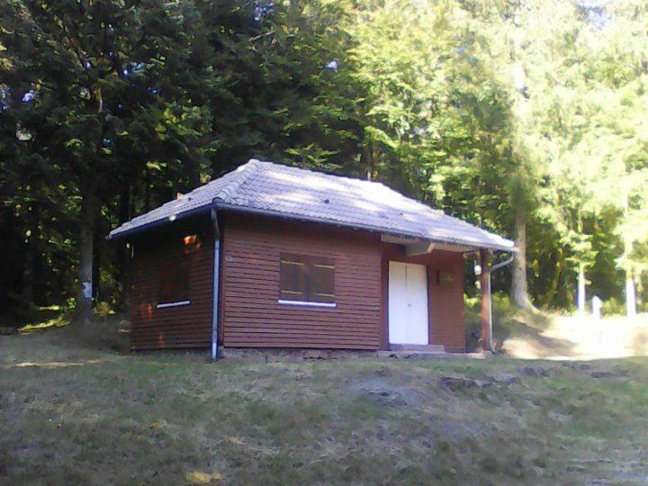Cabane de la Fontaine des Belges