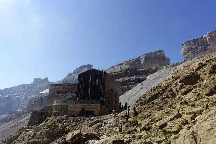 Refuge de La Bréche de Roland