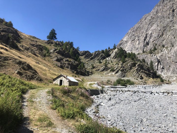 Cabane des Baïsses