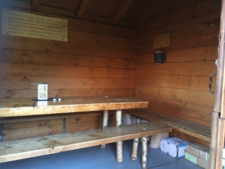 Schutzhütte Surenen Eggen