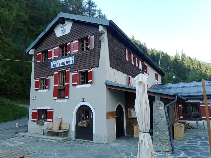 Refuge Monte Bianco
