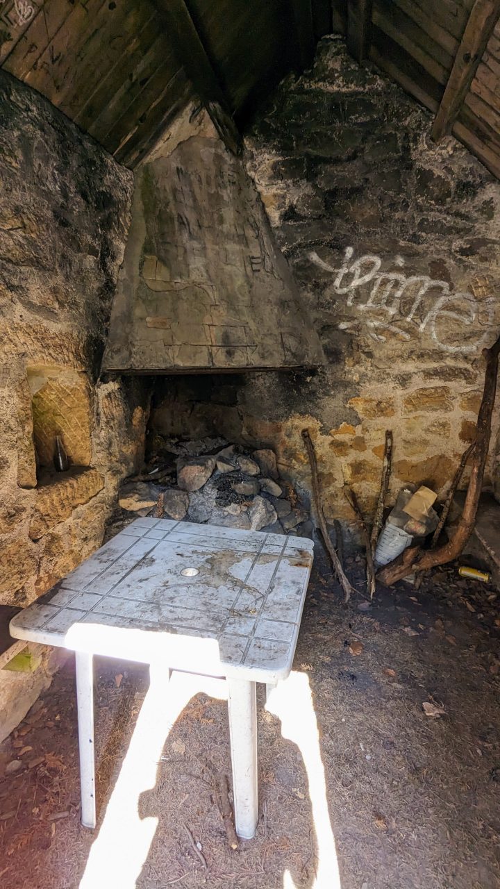 Cabane du Plan du Chataignier