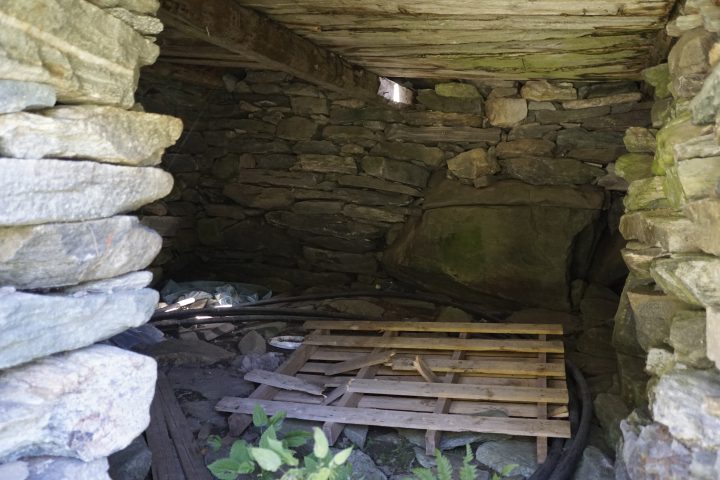 Cabane de Maisons Vieilles