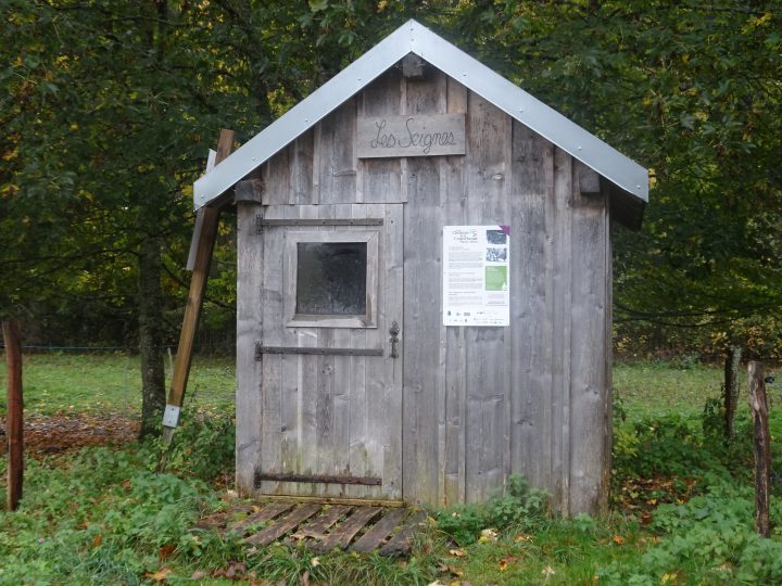 Abri de douanier des Seignes aux Gras