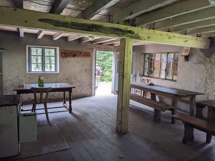 Cabane de Pré Hariant