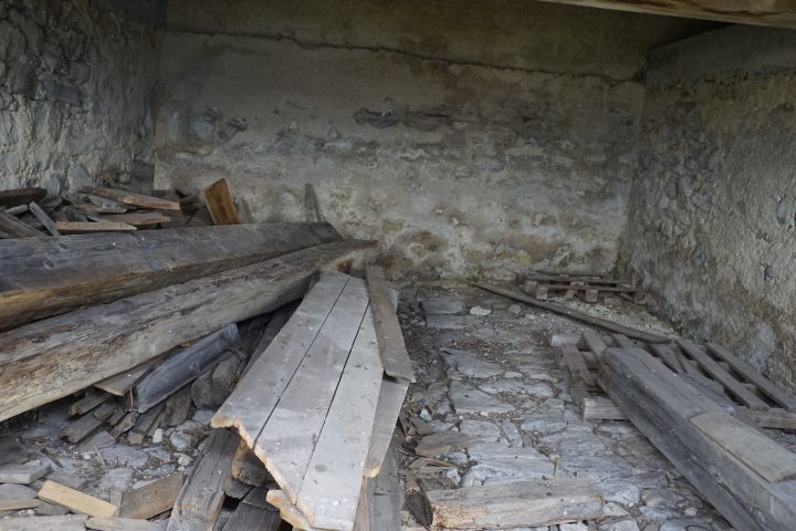 Abri du chalet des Veaux