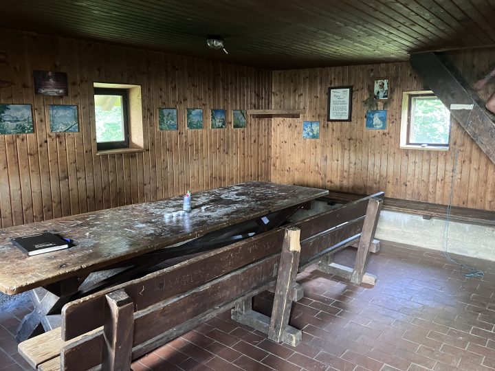 Cabane de Farrenkopf / Hasemannhütte