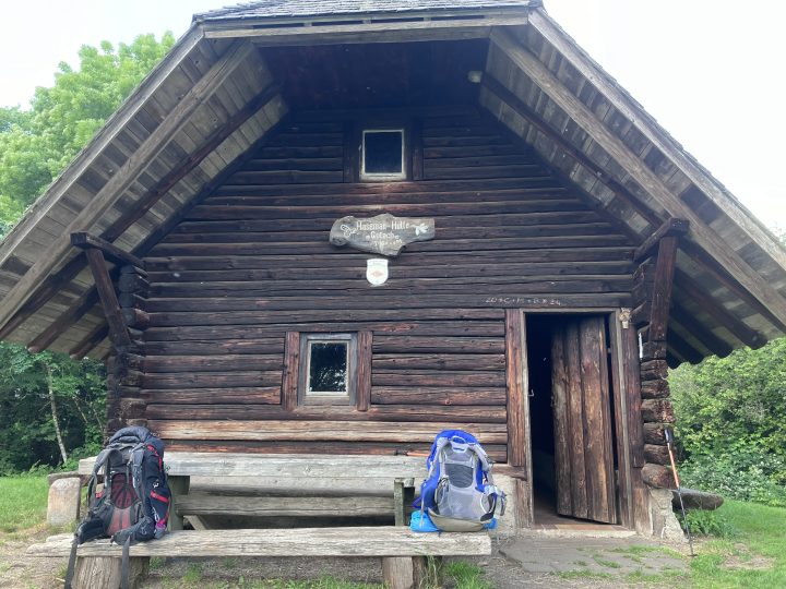Cabane de Farrenkopf / Hasemannhütte