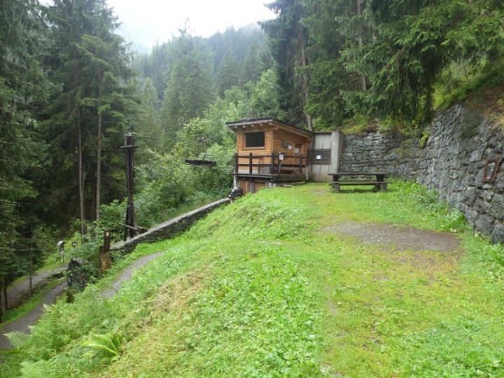 Cabane du Bisse des Ravines