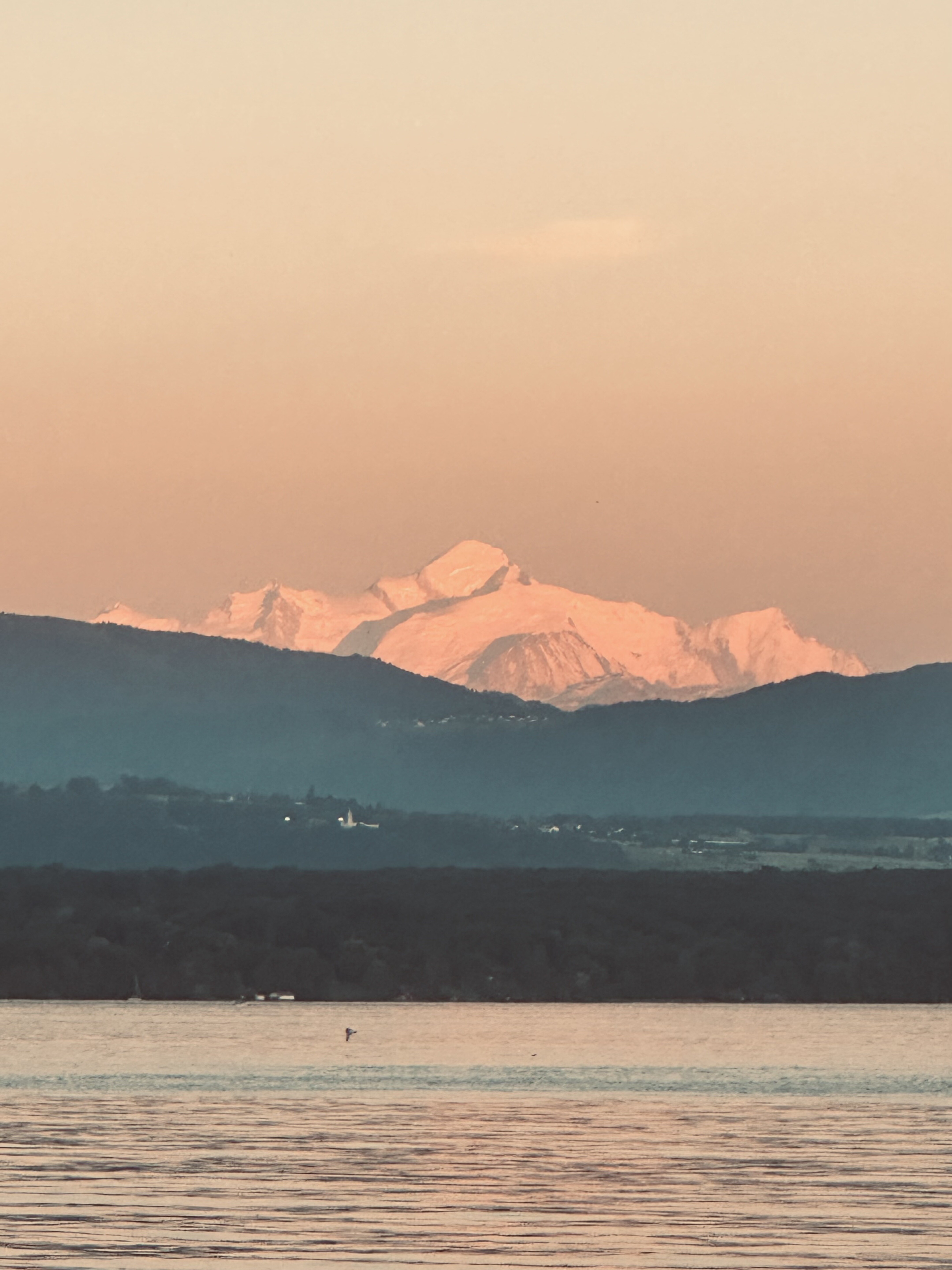 Le mont-blanc depuis Nyon